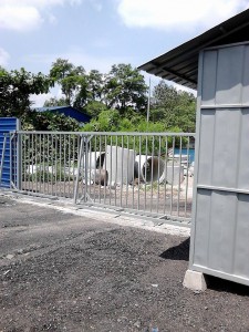 factory iron gate 3     